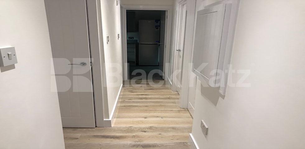 			NEW INSTRUCTION , 3 Bedroom, 1 bath, 1 reception Apartment			 Thomas Road , Limehouse/Mile End